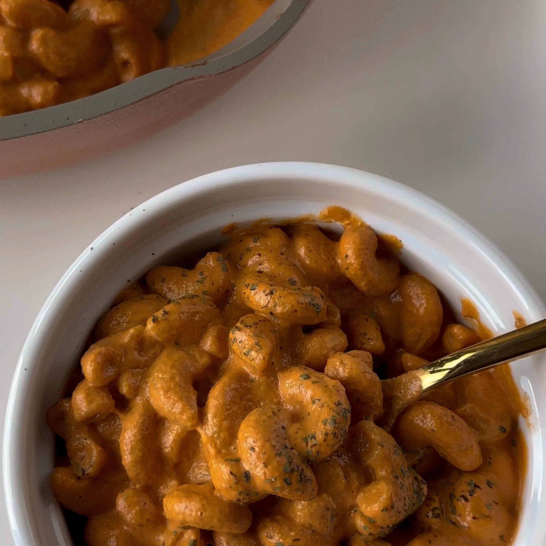 Eat This Vegan Mac and Cheese Pinky Out