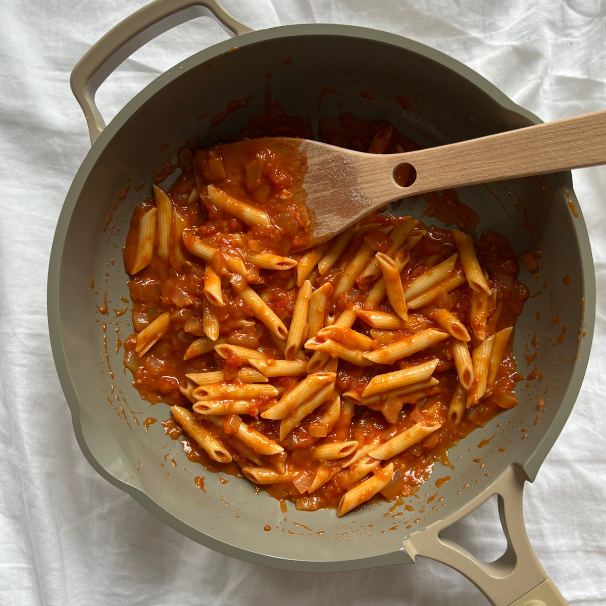 Vegan Vodka Pasta, Anyone? – TÁCHE